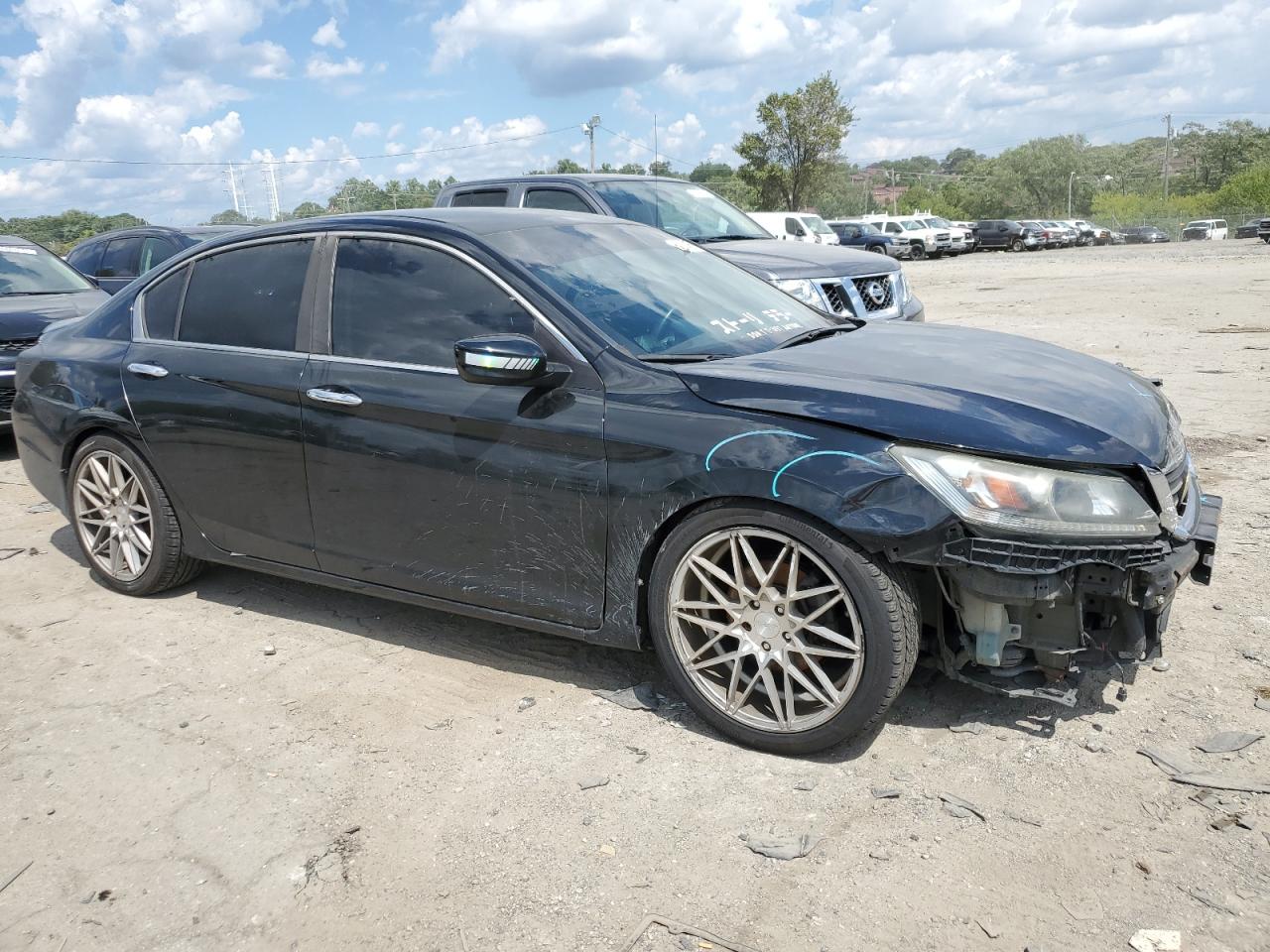 Photo 3 VIN: 1HGCR2E52FA186079 - HONDA ACCORD 