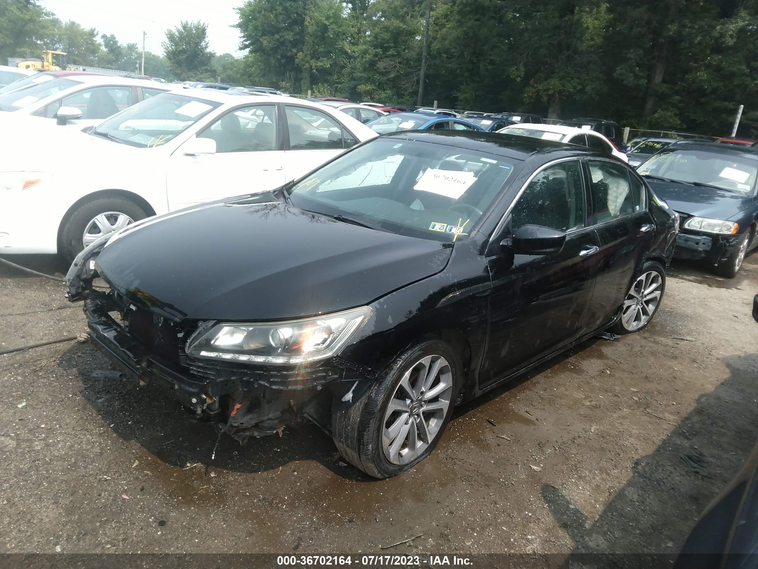 Photo 1 VIN: 1HGCR2E57FA076371 - HONDA ACCORD 