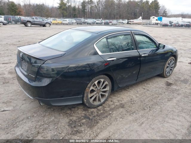 Photo 3 VIN: 1HGCR2E5XFA019145 - HONDA ACCORD 