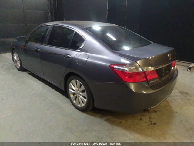 Photo 2 VIN: 1HGCR2E73DA107145 - HONDA ACCORD SDN 