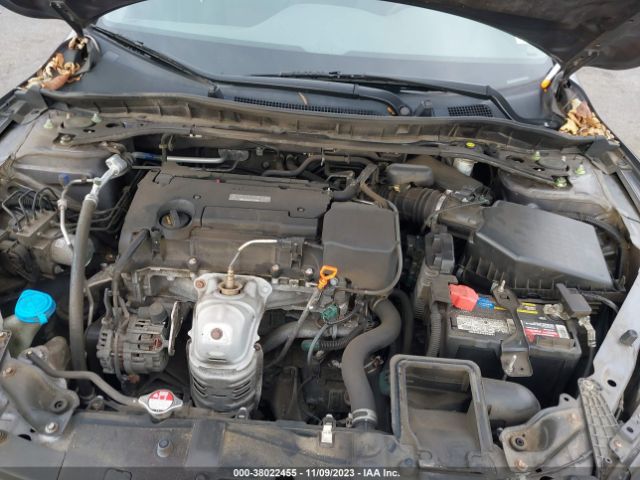 Photo 9 VIN: 1HGCR2F02HA215506 - HONDA ACCORD 