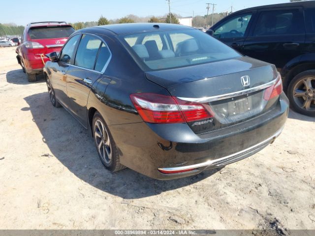 Photo 2 VIN: 1HGCR2F03GA031772 - HONDA ACCORD 