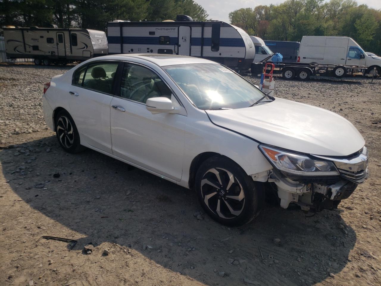 Photo 3 VIN: 1HGCR2F04HA081534 - HONDA ACCORD 