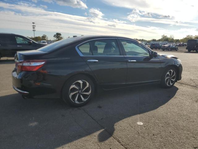 Photo 2 VIN: 1HGCR2F04HA136449 - HONDA ACCORD EX 