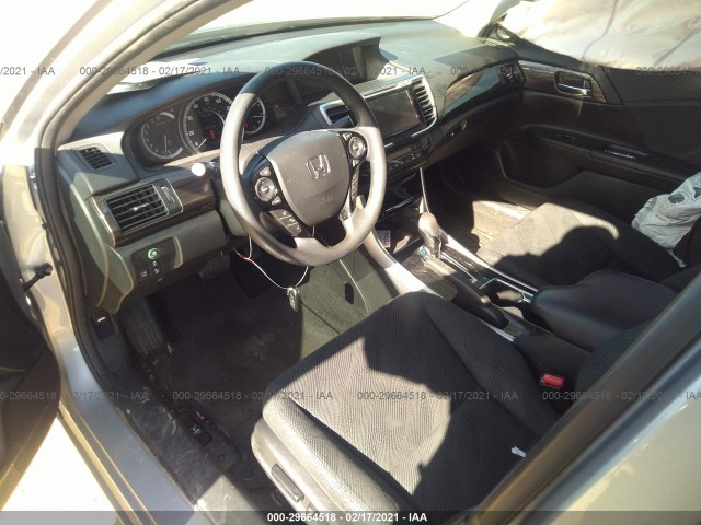 Photo 4 VIN: 1HGCR2F05HA009466 - HONDA ACCORD SEDAN 