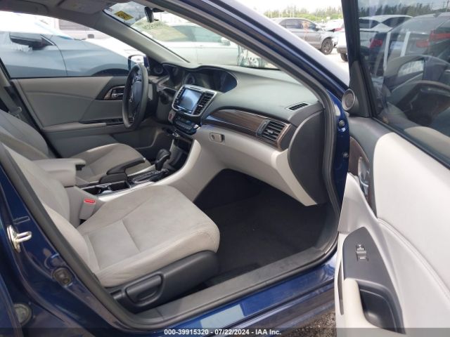 Photo 4 VIN: 1HGCR2F08HA204252 - HONDA ACCORD 