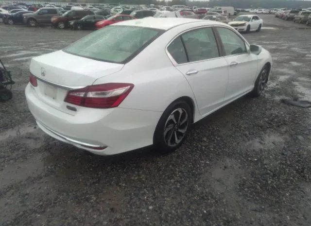 Photo 3 VIN: 1HGCR2F0XGA076918 - HONDA ACCORD SEDAN 