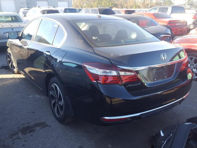 Photo 2 VIN: 1HGCR2F0XHA009267 - HONDA ACCORD EX 