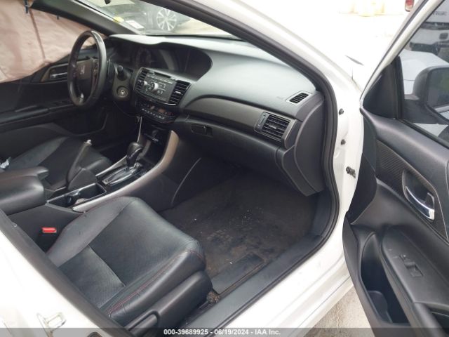 Photo 4 VIN: 1HGCR2F10HA006855 - HONDA ACCORD 