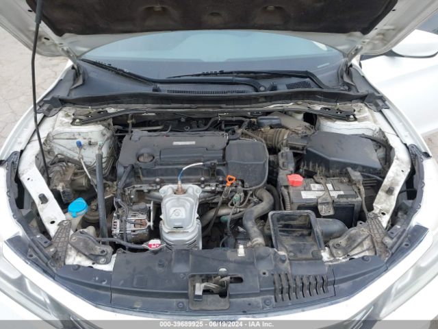 Photo 9 VIN: 1HGCR2F10HA006855 - HONDA ACCORD 