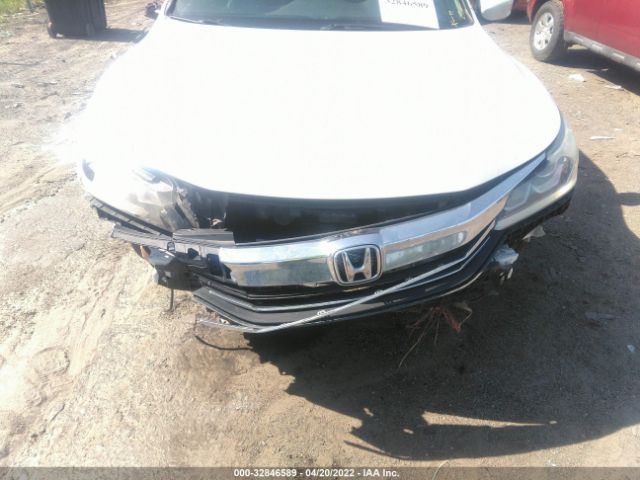 Photo 5 VIN: 1HGCR2F10HA047406 - HONDA ACCORD SEDAN 