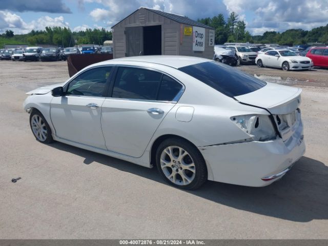 Photo 2 VIN: 1HGCR2F10HA163849 - HONDA ACCORD 