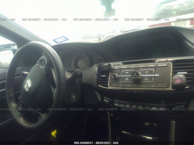 Photo 4 VIN: 1HGCR2F10HA168792 - HONDA ACCORD SEDAN 