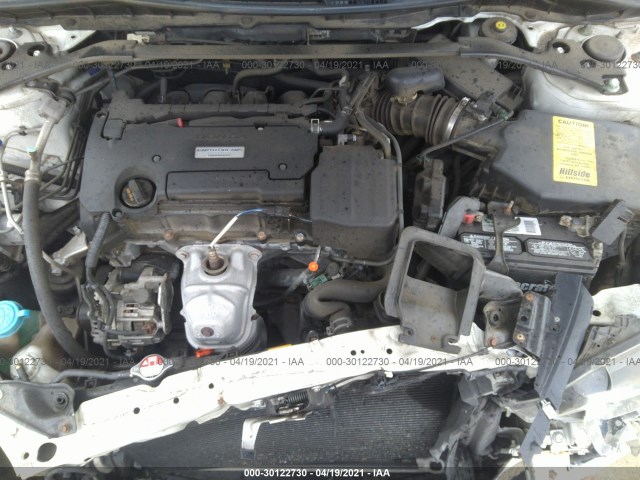 Photo 9 VIN: 1HGCR2F10HA239473 - HONDA ACCORD SEDAN 