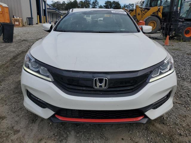 Photo 4 VIN: 1HGCR2F10HA261389 - HONDA ACCORD SPO 