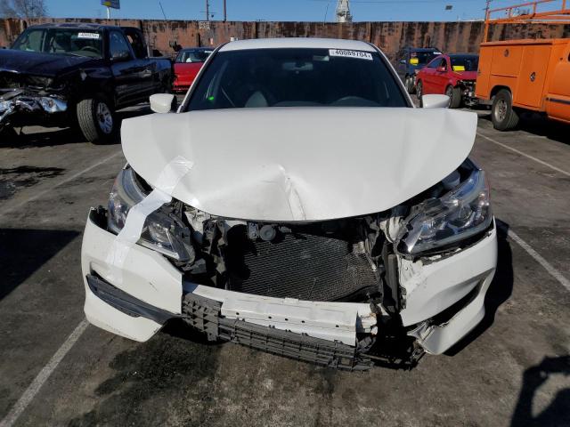 Photo 4 VIN: 1HGCR2F10HA262347 - HONDA ACCORD 