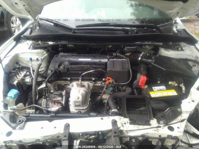 Photo 9 VIN: 1HGCR2F11HA036169 - HONDA ACCORD SEDAN 