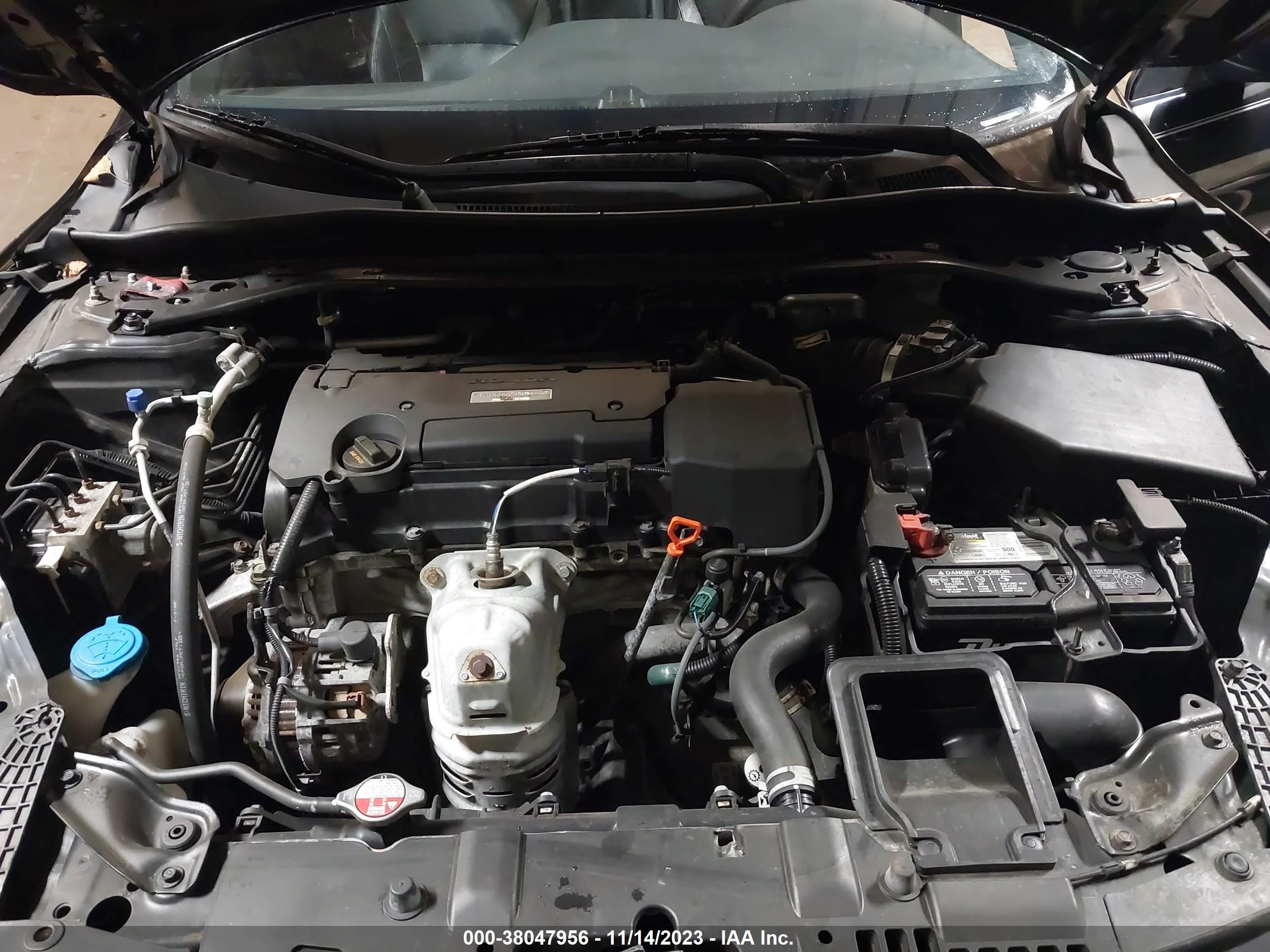 Photo 9 VIN: 1HGCR2F11HA065669 - HONDA ACCORD 