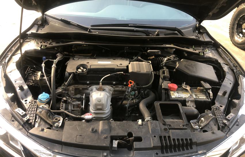 Photo 6 VIN: 1HGCR2F11HA108293 - HONDA ACCORD SPO 