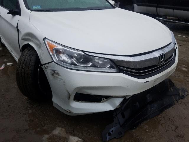 Photo 8 VIN: 1HGCR2F11HA180580 - HONDA ACCORD SPO 