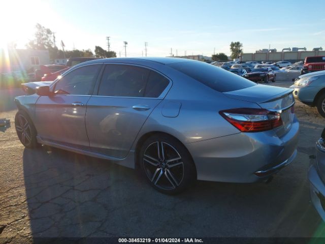 Photo 2 VIN: 1HGCR2F11HA207812 - HONDA ACCORD 