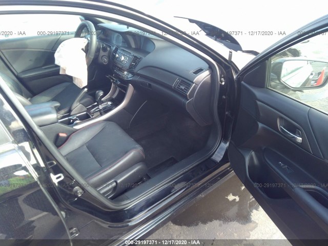 Photo 4 VIN: 1HGCR2F11HA207874 - HONDA ACCORD SEDAN 