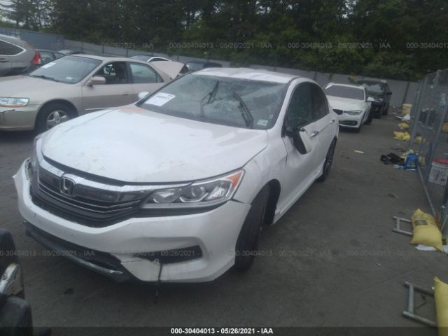 Photo 1 VIN: 1HGCR2F11HA264365 - HONDA ACCORD SEDAN 