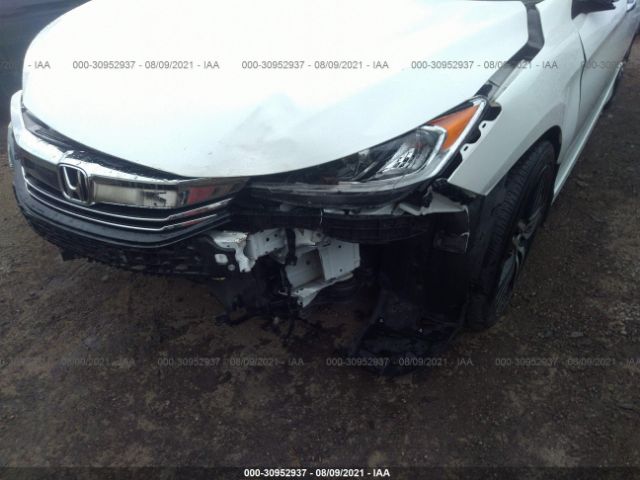 Photo 5 VIN: 1HGCR2F12HA017940 - HONDA ACCORD SEDAN 