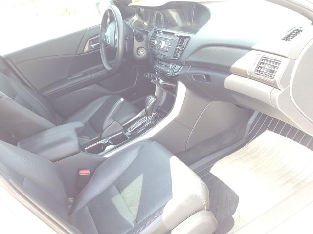 Photo 4 VIN: 1HGCR2F12HA053109 - HONDA ACCORD 