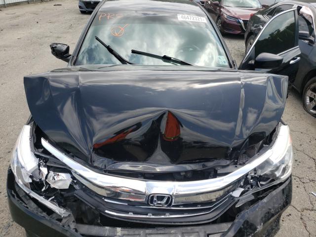 Photo 6 VIN: 1HGCR2F12HA061078 - HONDA ACCORD SPO 