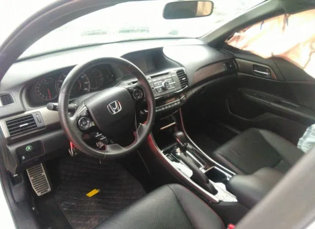 Photo 4 VIN: 1HGCR2F12HA081248 - HONDA ACCORD SEDAN 