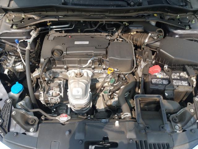 Photo 6 VIN: 1HGCR2F12HA137639 - HONDA ACCORD SPO 