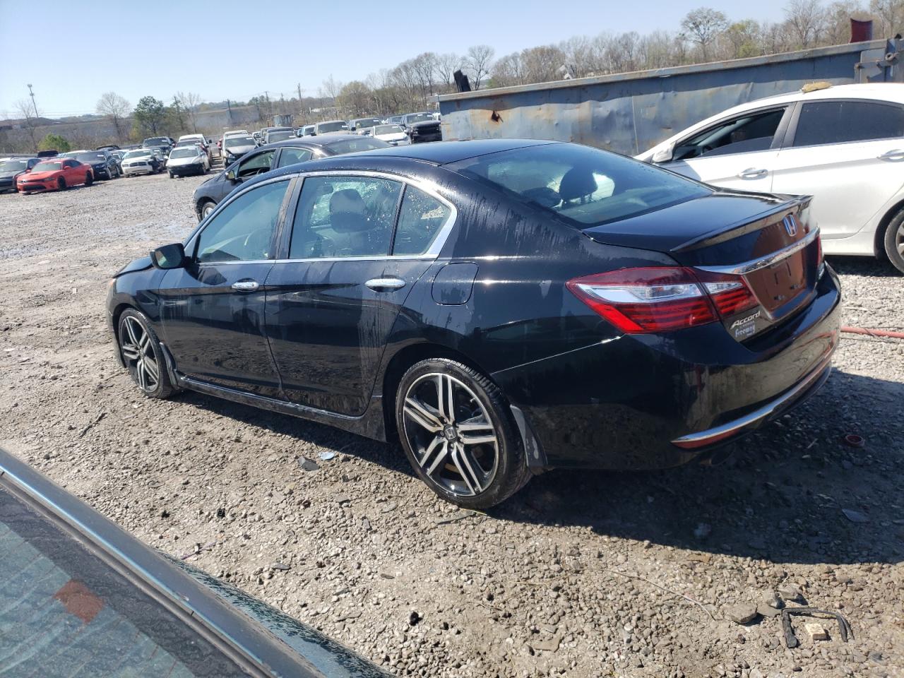 Photo 1 VIN: 1HGCR2F12HA219029 - HONDA ACCORD 