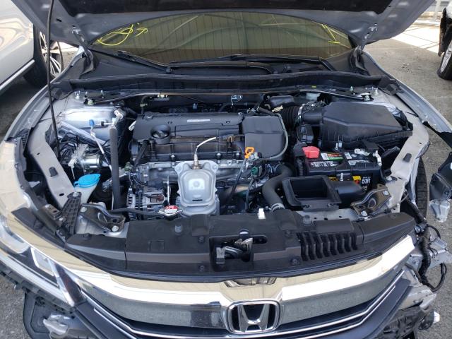 Photo 6 VIN: 1HGCR2F13HA002430 - HONDA ACCORD SPO 