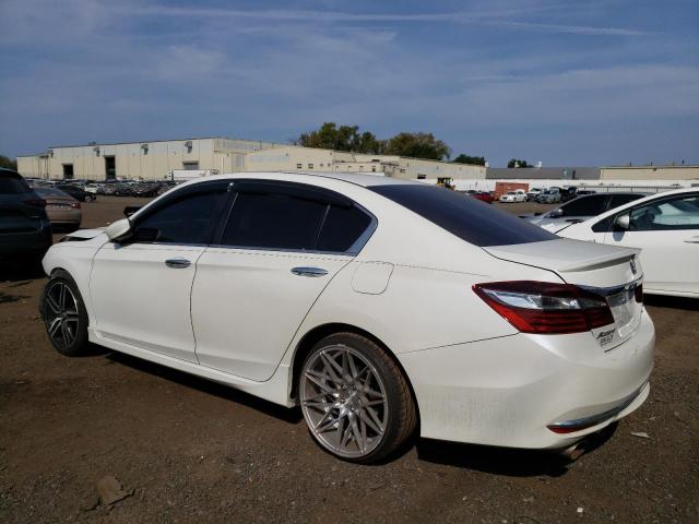 Photo 1 VIN: 1HGCR2F13HA006817 - HONDA ACCORD SPO 