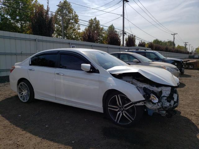 Photo 3 VIN: 1HGCR2F13HA006817 - HONDA ACCORD SPO 