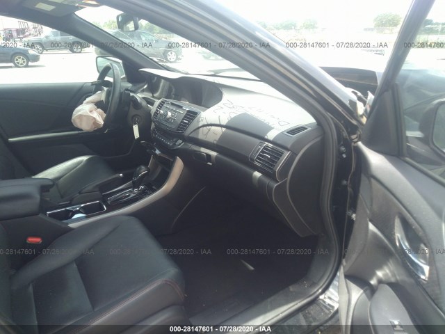 Photo 4 VIN: 1HGCR2F13HA014500 - HONDA ACCORD SEDAN 