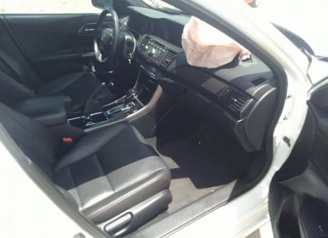 Photo 4 VIN: 1HGCR2F13HA035542 - HONDA ACCORD SEDAN 