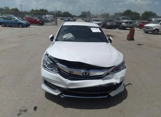 Photo 5 VIN: 1HGCR2F13HA035542 - HONDA ACCORD SEDAN 