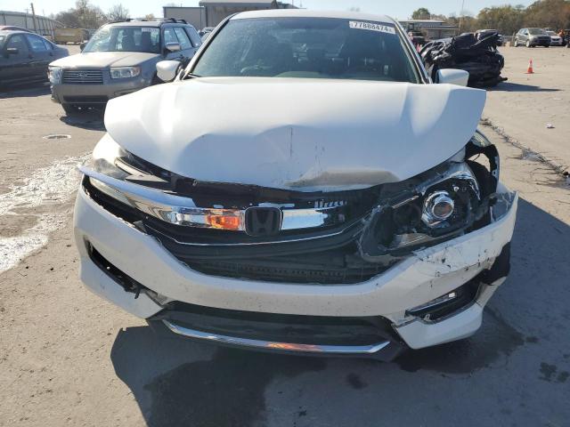 Photo 4 VIN: 1HGCR2F13HA048212 - HONDA ACCORD SPO 