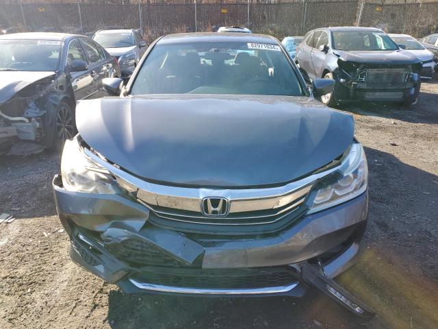 Photo 4 VIN: 1HGCR2F13HA070842 - HONDA ACCORD SPO 