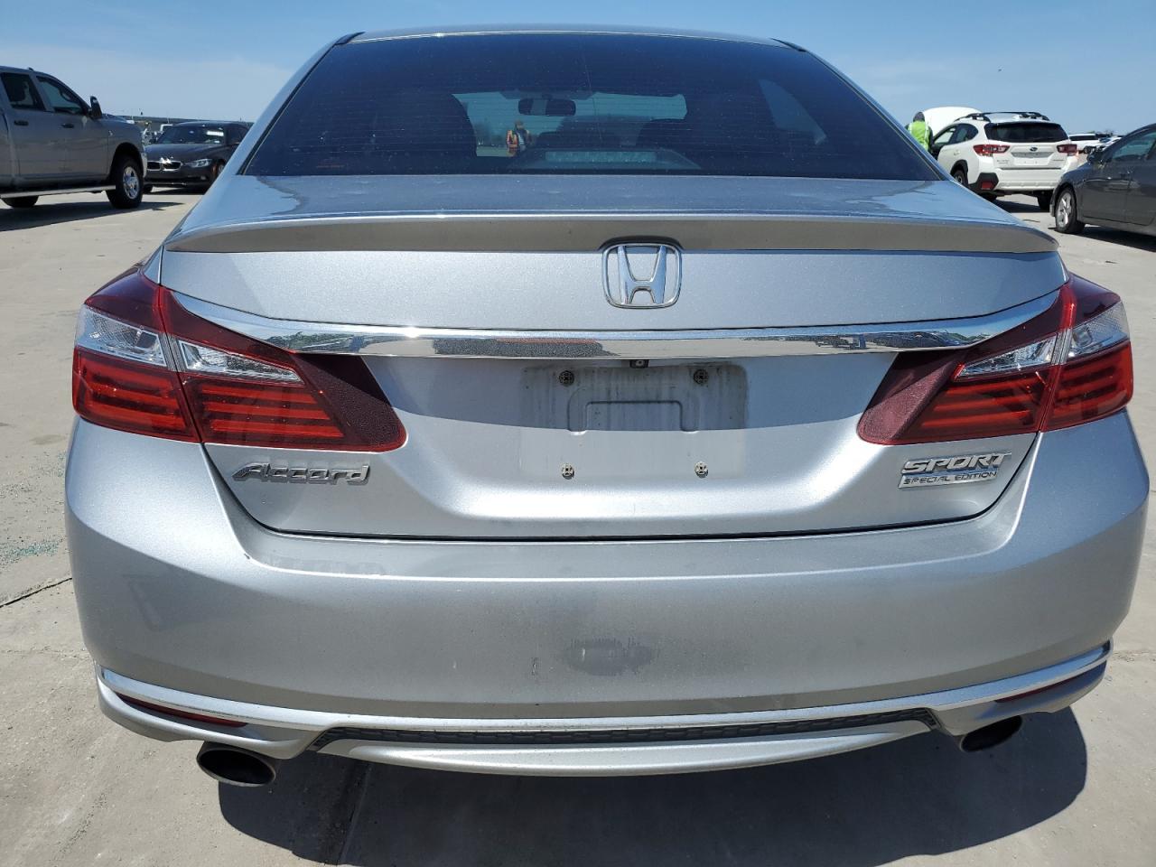 Photo 5 VIN: 1HGCR2F13HA078410 - HONDA ACCORD 