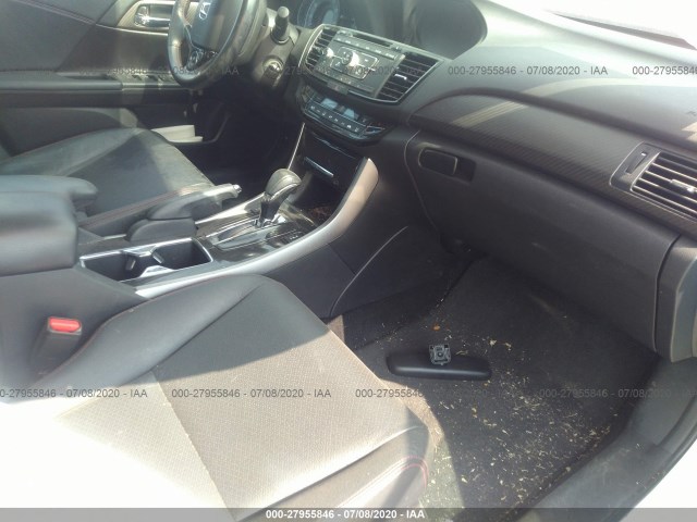 Photo 4 VIN: 1HGCR2F13HA092985 - HONDA ACCORD SEDAN 