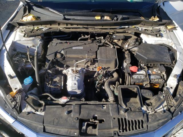 Photo 6 VIN: 1HGCR2F13HA143028 - HONDA ACCORD SPO 