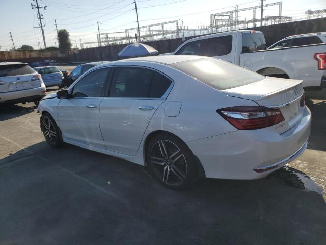 Photo 1 VIN: 1HGCR2F13HA163005 - HONDA ACCORD SPO 