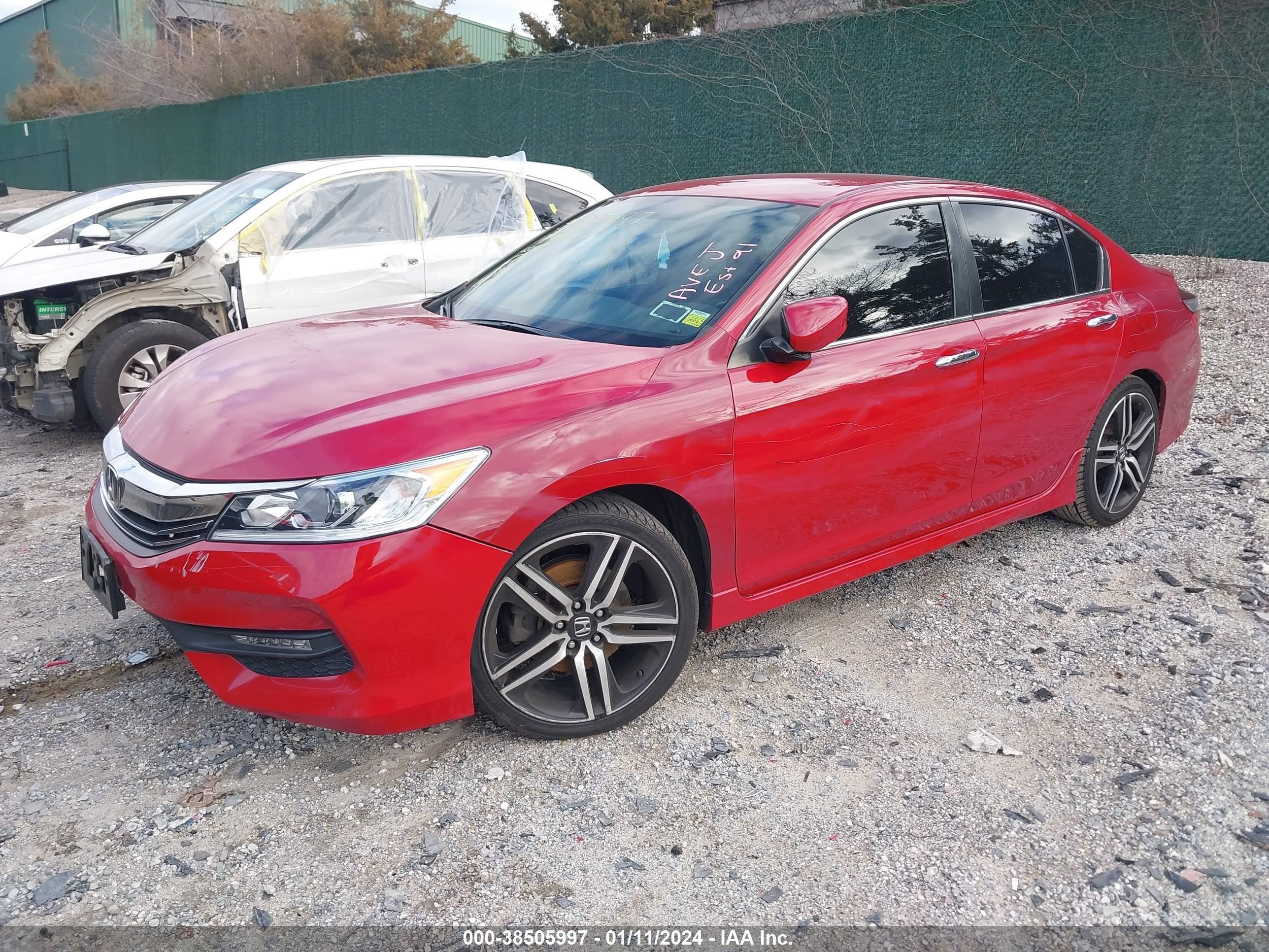 Photo 1 VIN: 1HGCR2F13HA167426 - HONDA ACCORD 