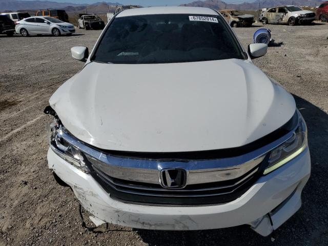 Photo 4 VIN: 1HGCR2F13HA233585 - HONDA ACCORD SPO 