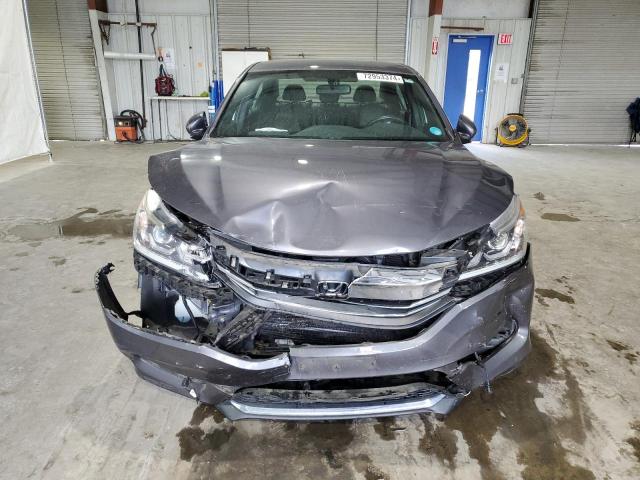 Photo 4 VIN: 1HGCR2F13HA291549 - HONDA ACCORD SPO 