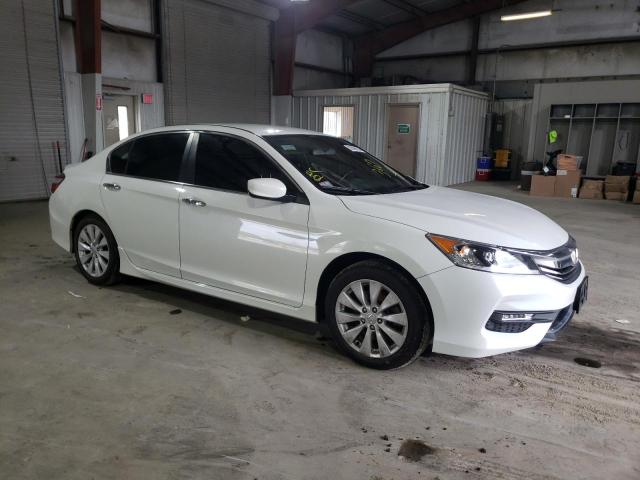 Photo 3 VIN: 1HGCR2F14HA020385 - HONDA ACCORD SPO 