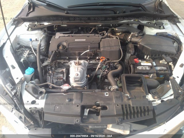 Photo 9 VIN: 1HGCR2F14HA030320 - HONDA ACCORD SEDAN 